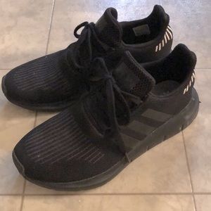 Adidas Swift Sneakers